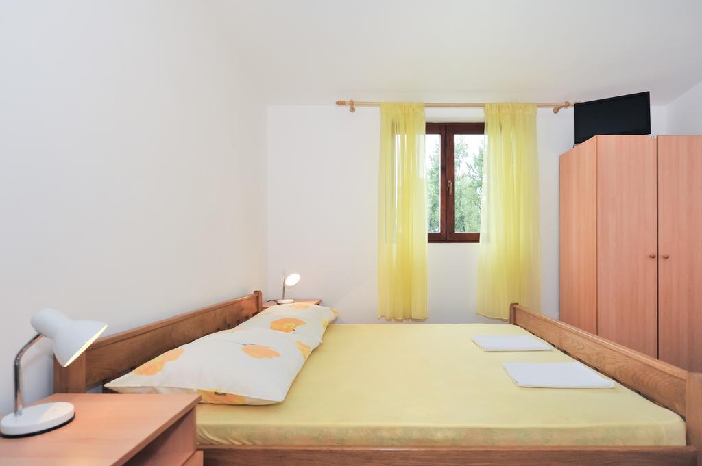 Apartments Marta Starigrad Paklenica Værelse billede