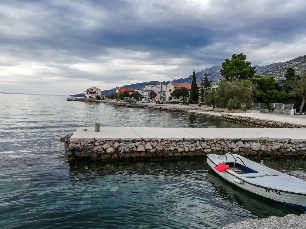 Apartments Marta Starigrad Paklenica Eksteriør billede